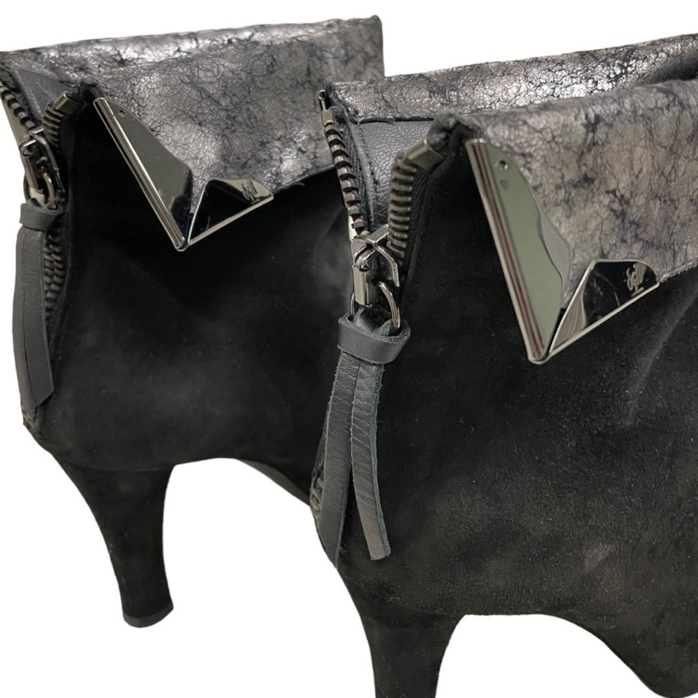 Giancarlo Paoli mirror fold over back zip pointy toe ankle booties. 36.5